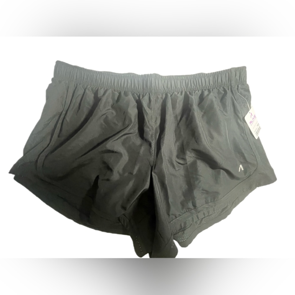 Alive Magnetics Black Athletic Shorts Women’s Size XXXL Plus Size NWT